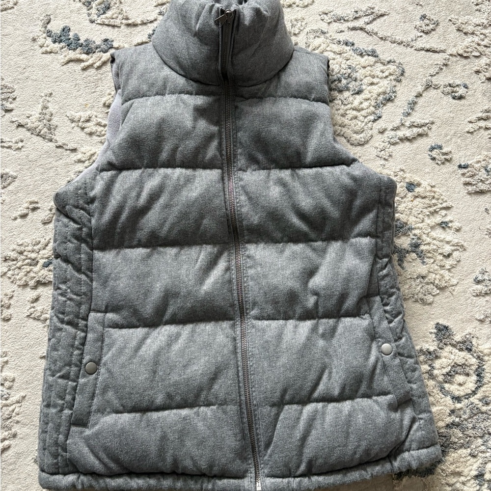 Old Navy Gray Puffer Vest